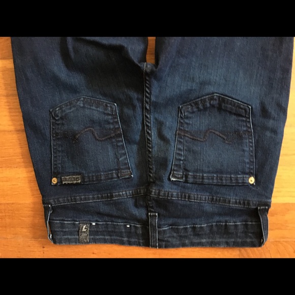 7 For All Mankind Kimmie cropped jeans. - Picture 5 of 5